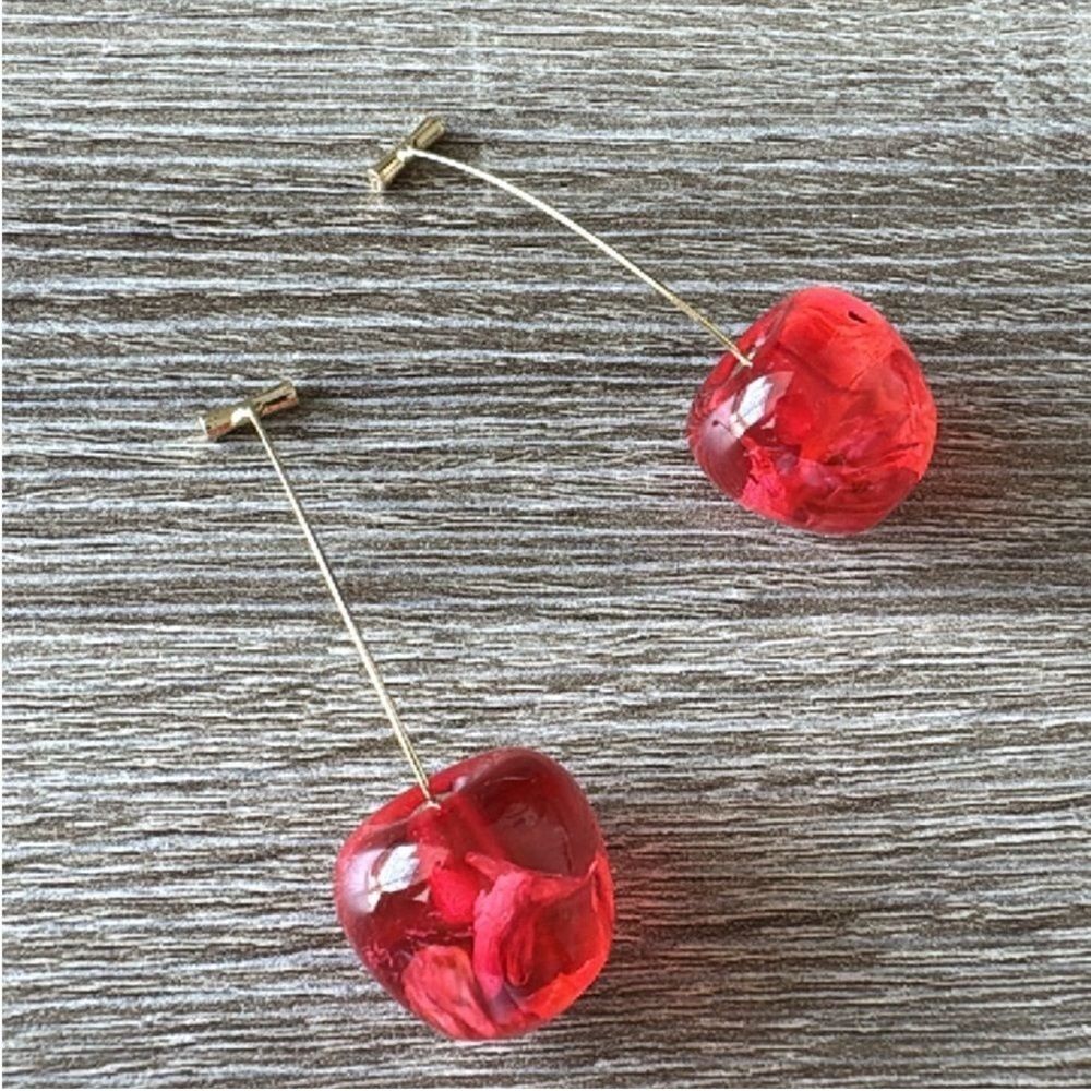 Bohemian cherry drop M49 - Picture 3 of 3